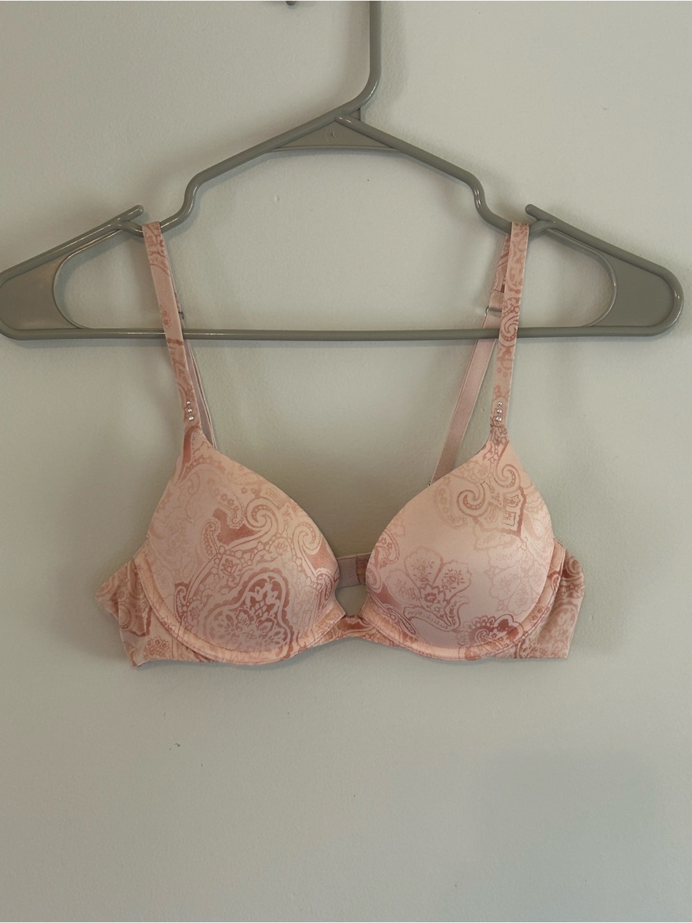 Victoria's Secret Blush Pink Paisley Push-Up Bra
